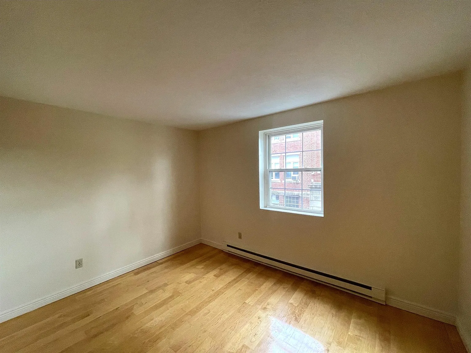 21 Franklin St — Photo 3