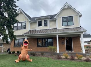 106 7th St, Downers Grove, IL 60515