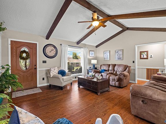 5th image of 113 Meadowpoint Way