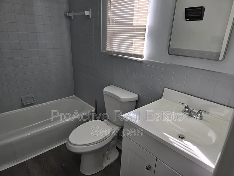 3875 Wake Cir #B — Photo 19