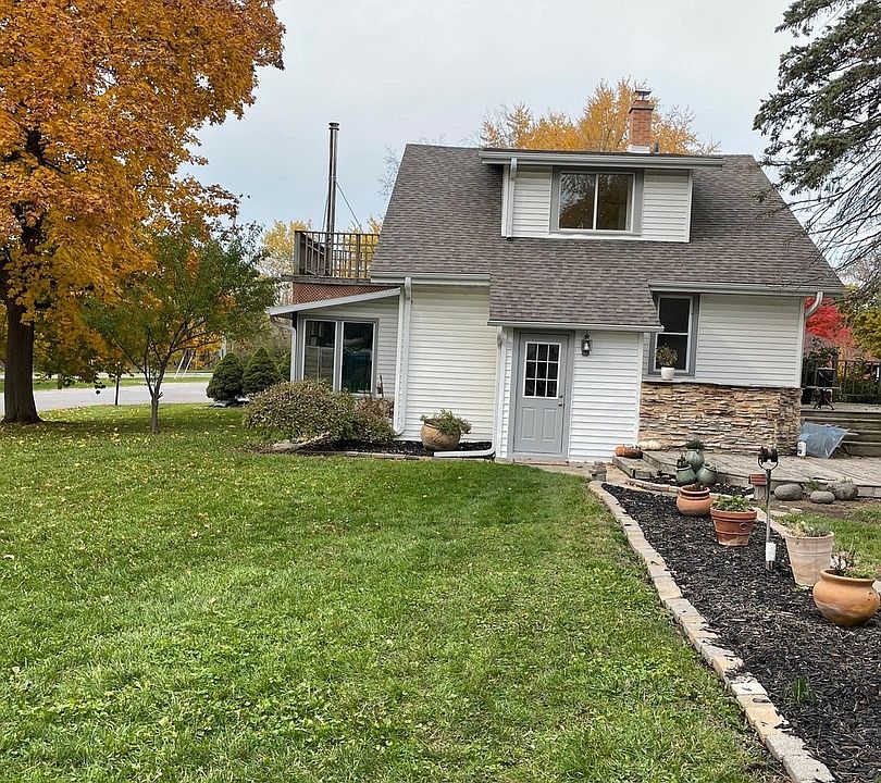 1067 Spafford St, Antioch, IL 60002 Zillow