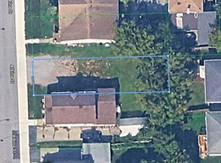 30 Albina St, Welland, ON L3C 1P2