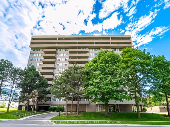 40 Bay Mills Blvd #201, Toronto, ON M1T 3P5