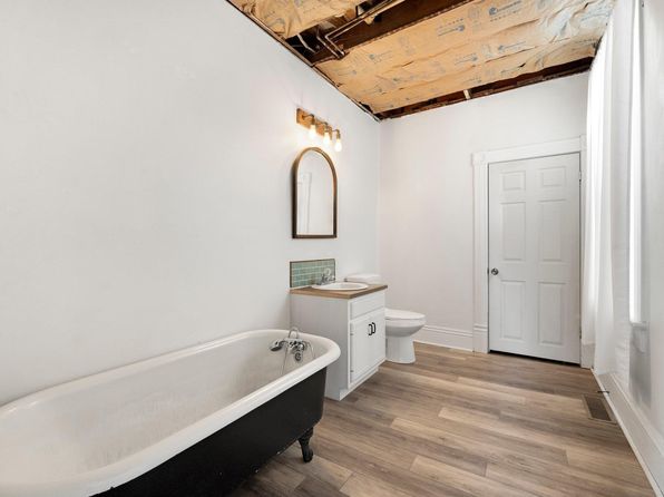 fort-wayne-indiana-73187529 picture