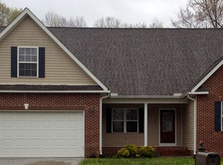 102 Shaddows Lawn Dr, Athens, TN 37303