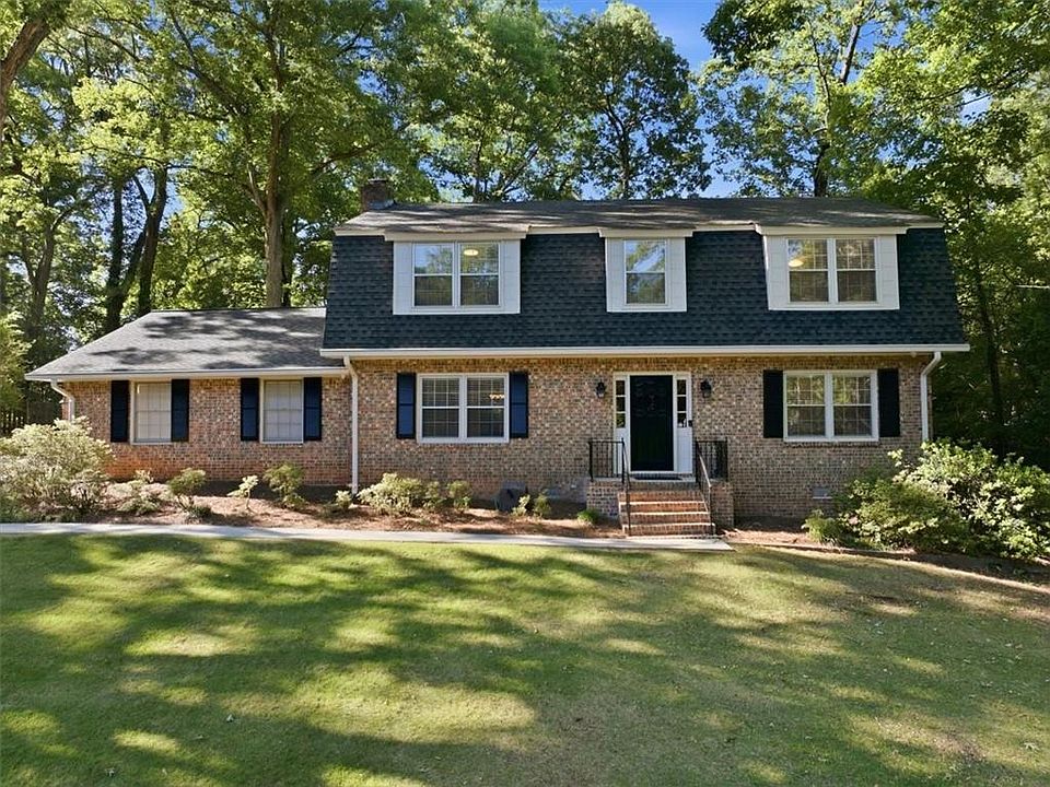 1st image of 4073 Lake Erin Ct