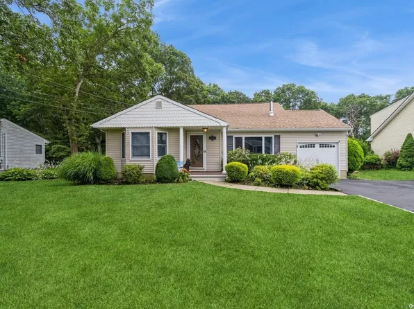 42 Sachem Drive, Mastic, NY 11950