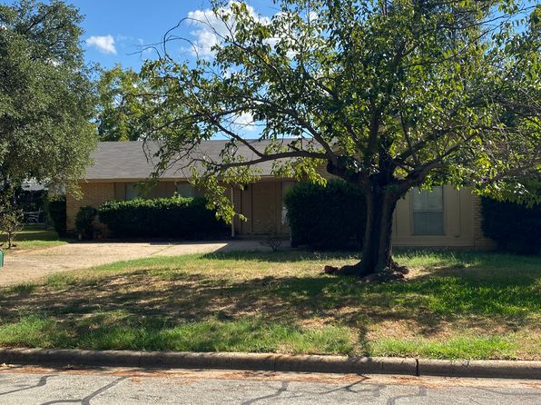 3402 Hastings Dr