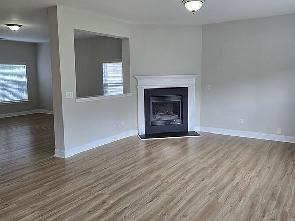 4th image of 8935 Oransay Way