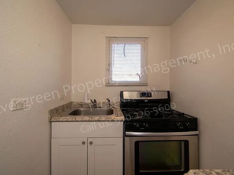 168 S Lincoln Ave — Photo 27