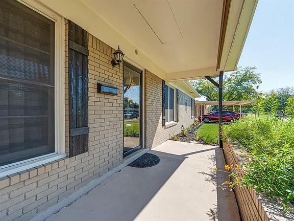 4th image of 4322 Mackey Dr