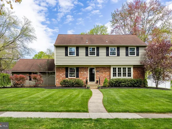 121 Sawmill Rd, Cherry Hill, NJ 08034