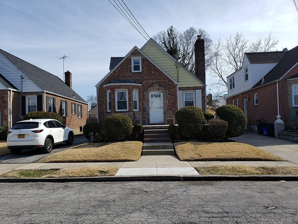 2nd image of 20 Jedwood Pl