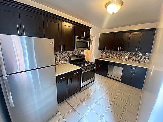 4th image of 86-25 Whitney Ave #5E