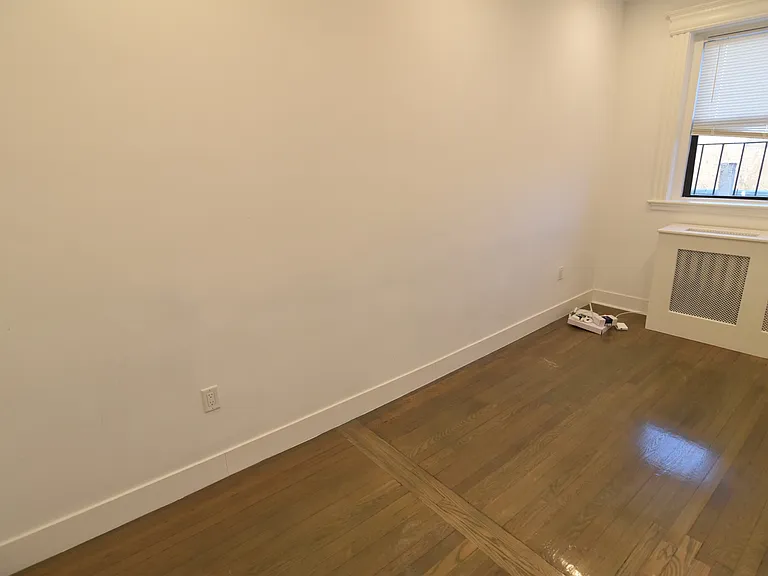 11 Queensberry St #19 — Photo 7