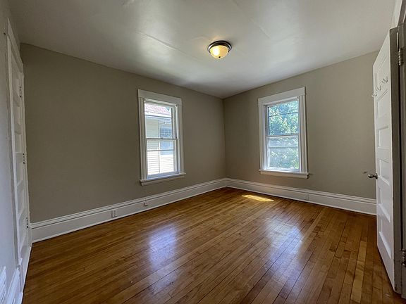 3rd image of 3632 Nicollet Ave APT 2