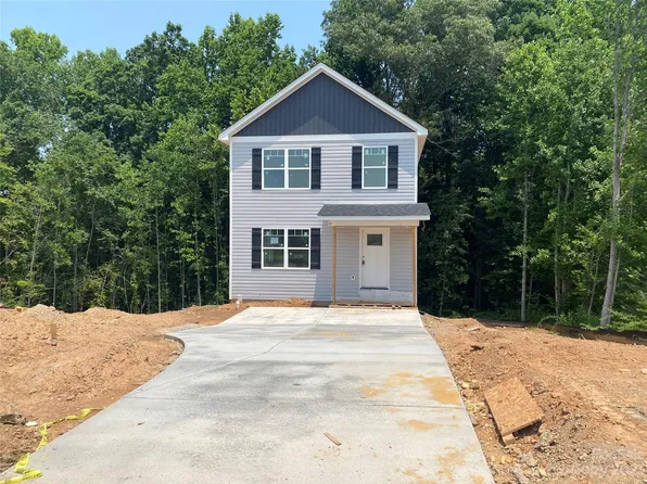 820 Constitution Ave, Newton, NC 28658