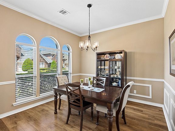4th image of 138 Arbor Glen Dr
