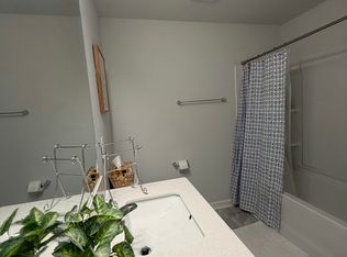 811 Falls Grove Trl, High Point, NC 27265