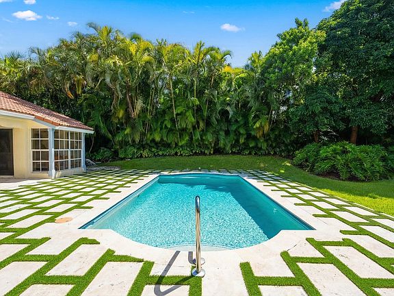 2nd image of 2236 Las Casitas Drive