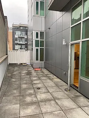 Rented by R New York | media 6