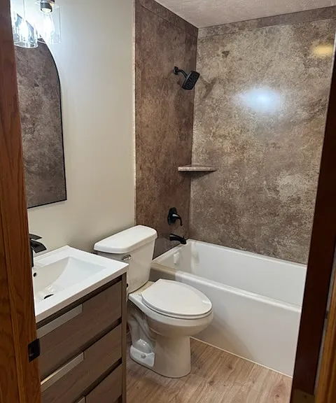 1829 Linden St — Photo 12