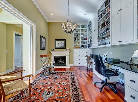 4th image of 6725 Oak Hill Dr