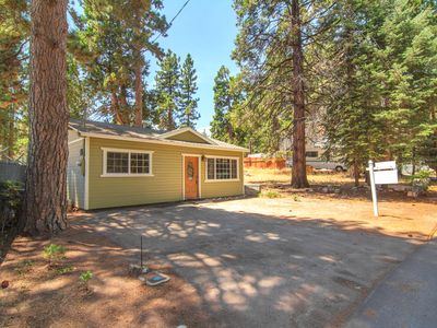 2622 Secret Dr, Running Springs, CA, 92382