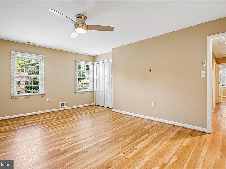 1710 Chesterford Way — Photo 24