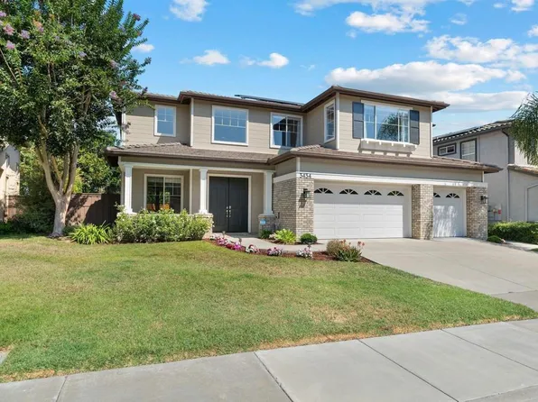3434 Paseo Ancho, Carlsbad, CA 92009