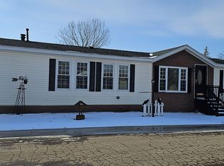 394 Melrose Ln, Mount Morris, MI