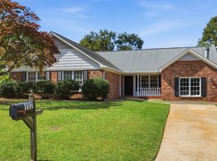 102 Ambergate Ct, Greer, SC 29650
