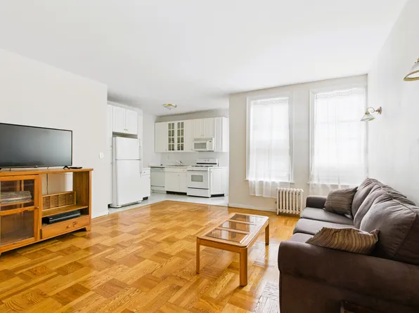 7101 Shore Road image 6 of 13