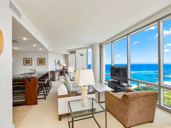 223 Saratoga Rd #3501, Honolulu, HI 96815