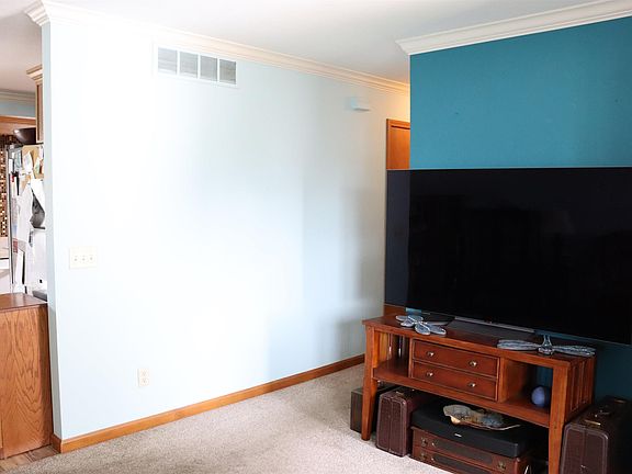 5th image of 1508 Clover Creek Ln