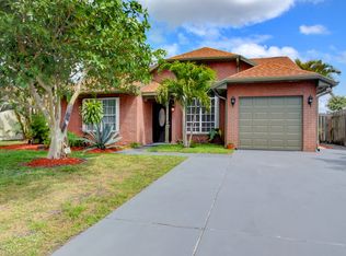 5610 Pebble Brook Ln, Boynton Beach, FL 33472