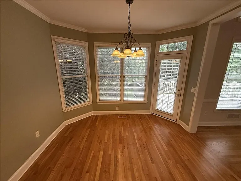 5730 Devonshire Way — Photo 5