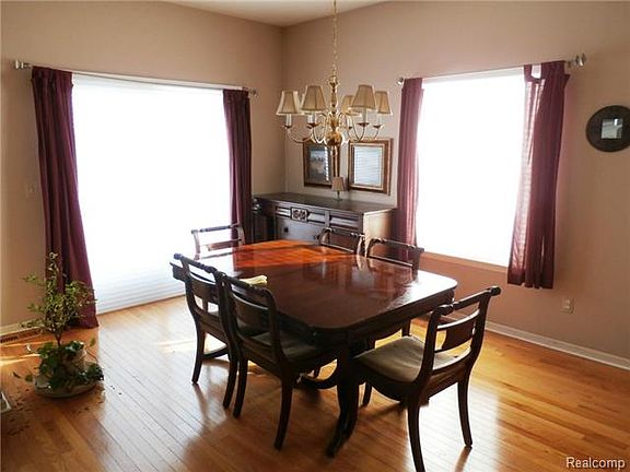 4th image of 47798 Vistas Circle Dr S #55