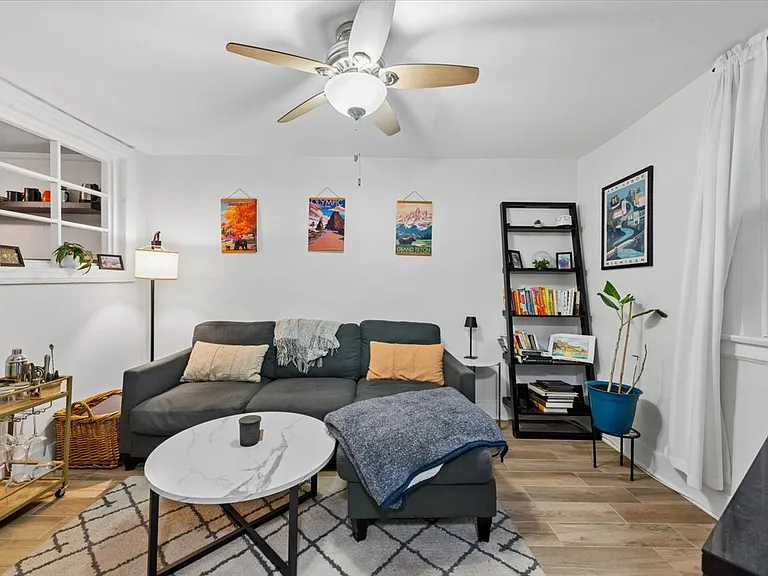 1742 W Julian St #G — Photo 6