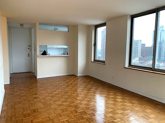 Rented by Living Quest Real Estate Inc. | media 2