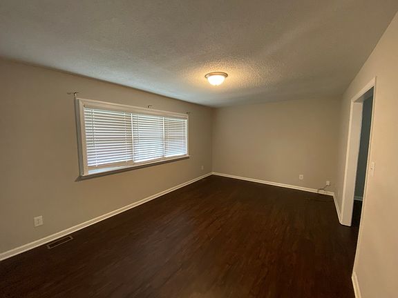 2nd image of 1028 Orange St