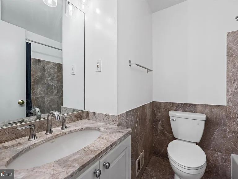 905 Carole Ct SE — Photo 15