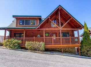 1728 Summit View Way, Sevierville, TN 37862