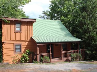 907 E Fir St, Sevierville, TN 37876