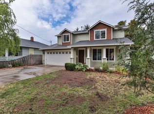 6811 SE Mitchell Ct, Portland, OR 97206