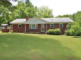 6541 Kemp St, Charlotte, NC 28213