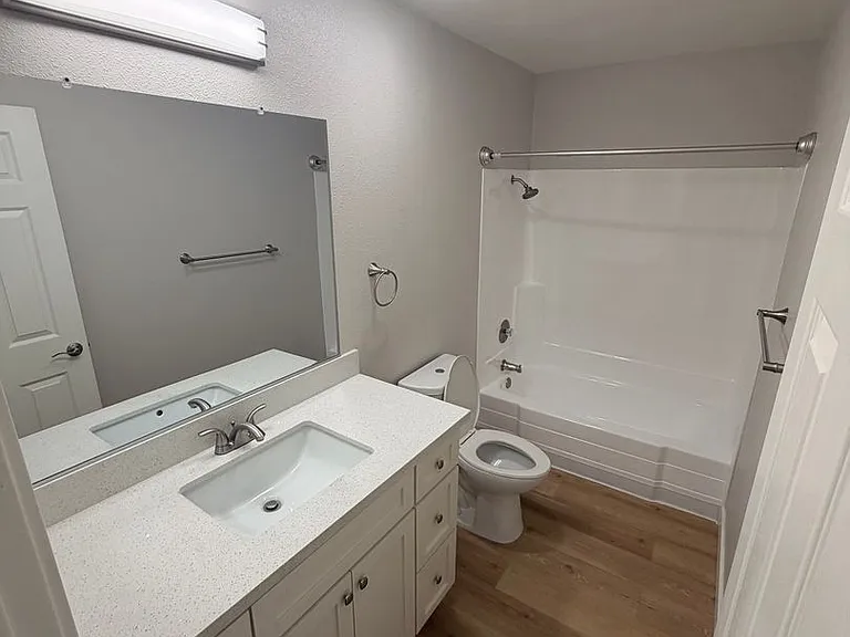 Beach Creek Resort Apartments — Photo 29