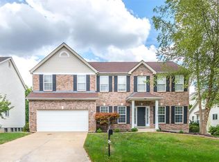 414 Copper Tree Trl, O'Fallon, MO 63368