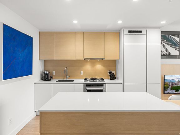 5th image of 60 Saghalie Rd #806