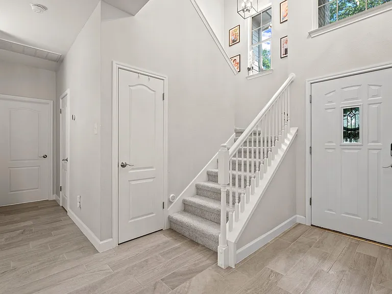 5707 Marchmont Ln — Photo 18